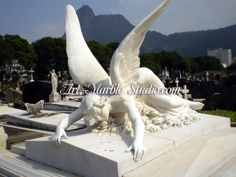 Надгробие падший ангел